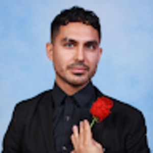 Meet your Posher, Estebangasparsilva